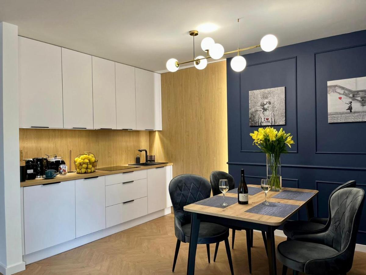 Apartamenty Maxa Czornyja 옐레니아구라 외부 사진