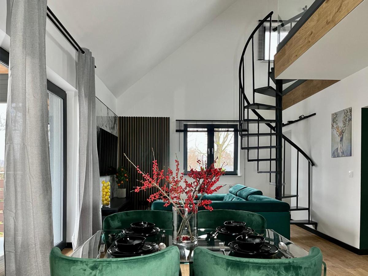 Apartamenty Maxa Czornyja 옐레니아구라 외부 사진