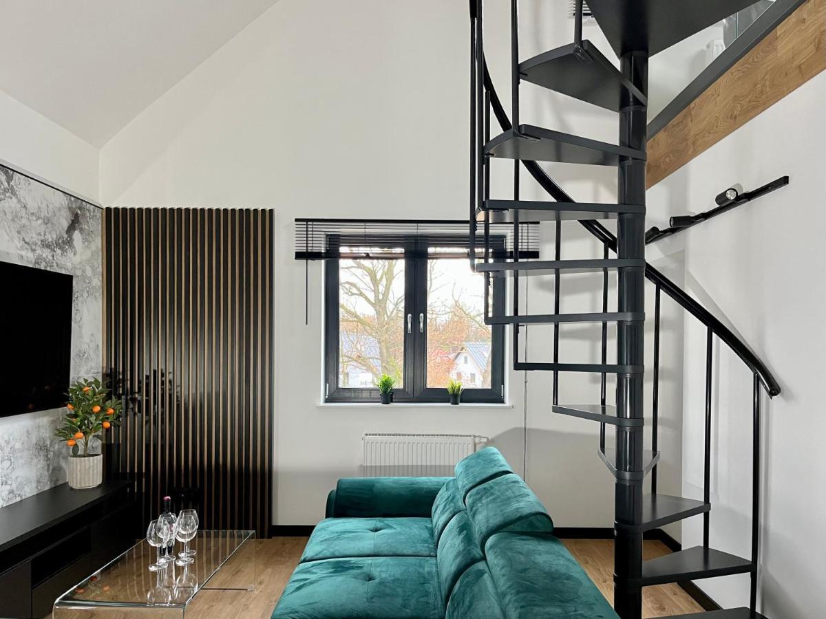 Apartamenty Maxa Czornyja 옐레니아구라 외부 사진