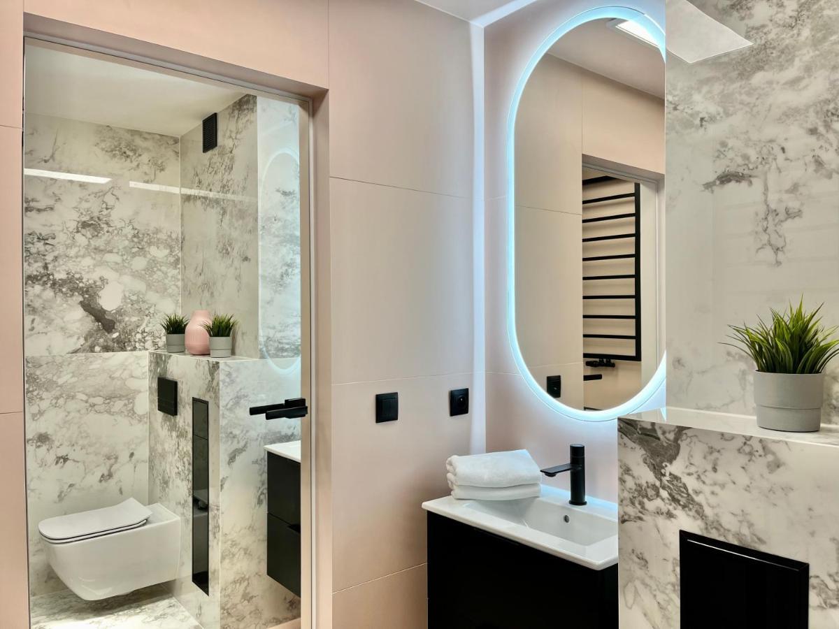 Apartamenty Maxa Czornyja 옐레니아구라 외부 사진