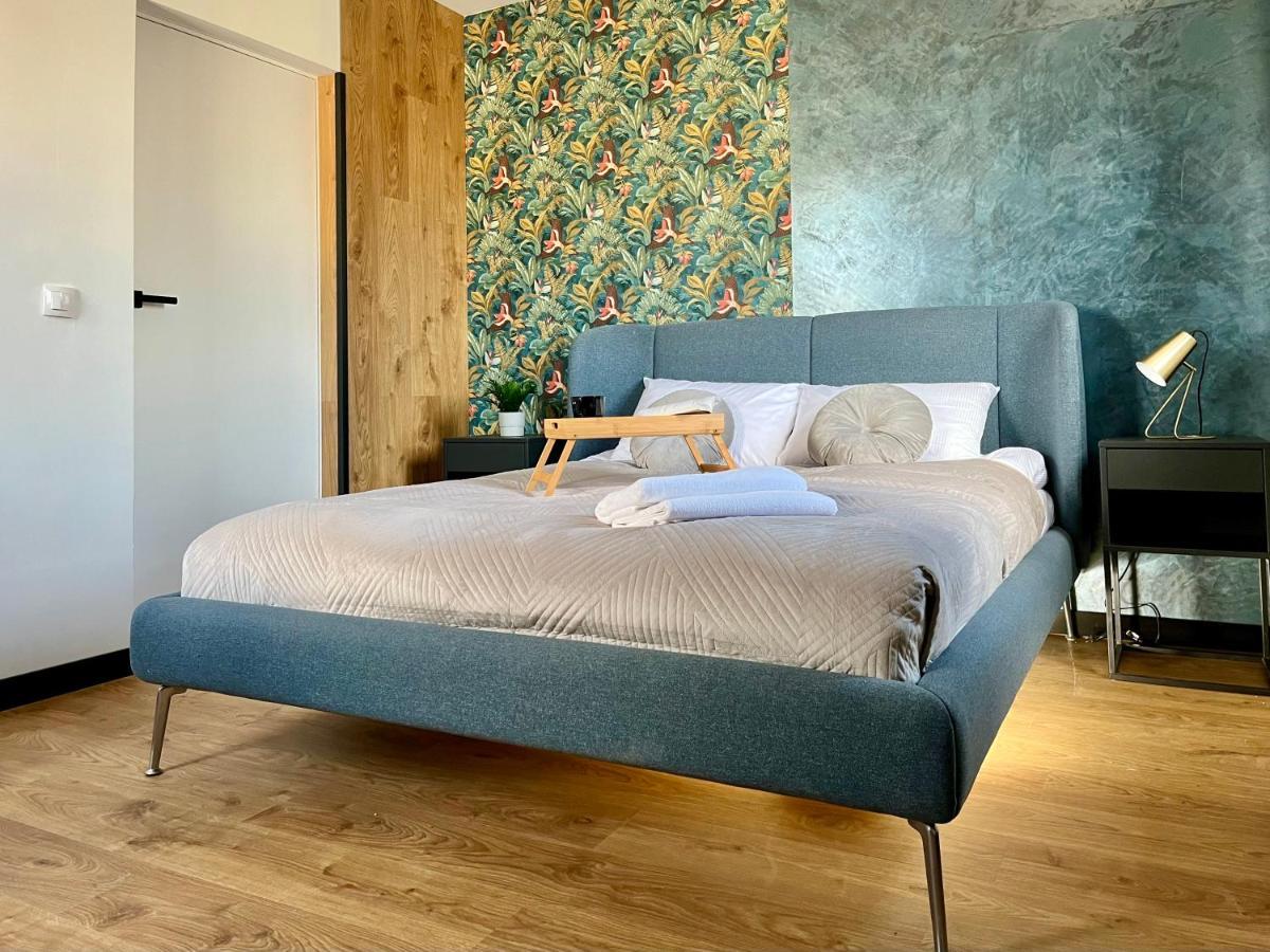 Apartamenty Maxa Czornyja 옐레니아구라 외부 사진